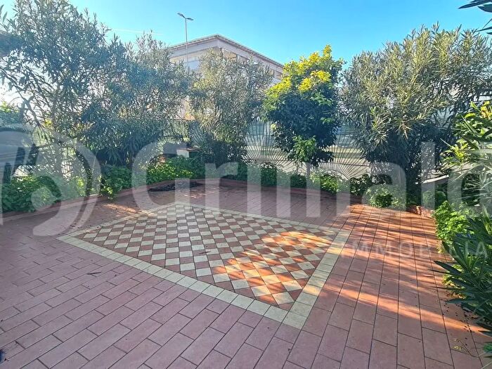 Casa trilocale in affitto in Viale Giacomo Balla, Castel Volturno