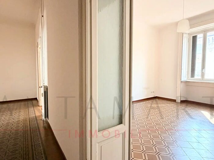 Appartamento bilocale in affitto in Via Gustavo Modena, Milano