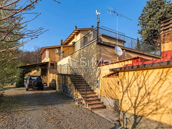 Case in Vendita e in Affitto - 2