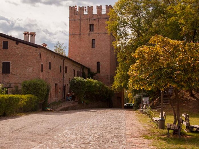 Casa con 6 locali in affitto in Monteveglio Capoluogo, Valsamoggia