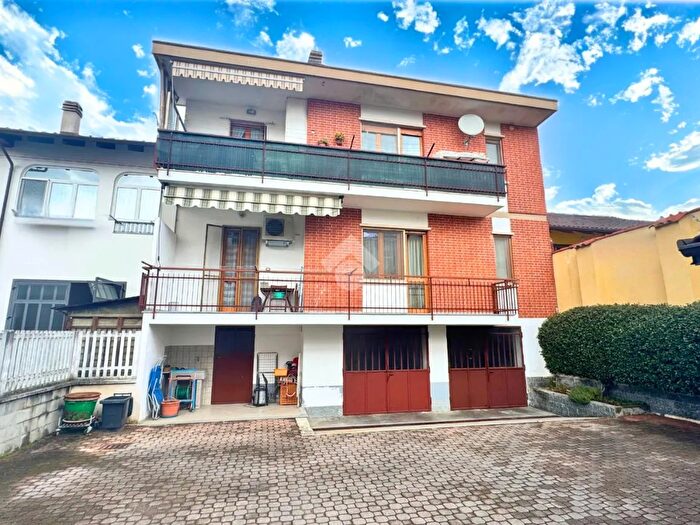 Appartamento quadrilocale in vendita in Via Circonvallazione, Volpiano