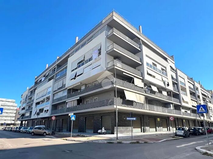 Appartamento trilocale in vendita in Viale Carlo Maria Giulini, Barletta