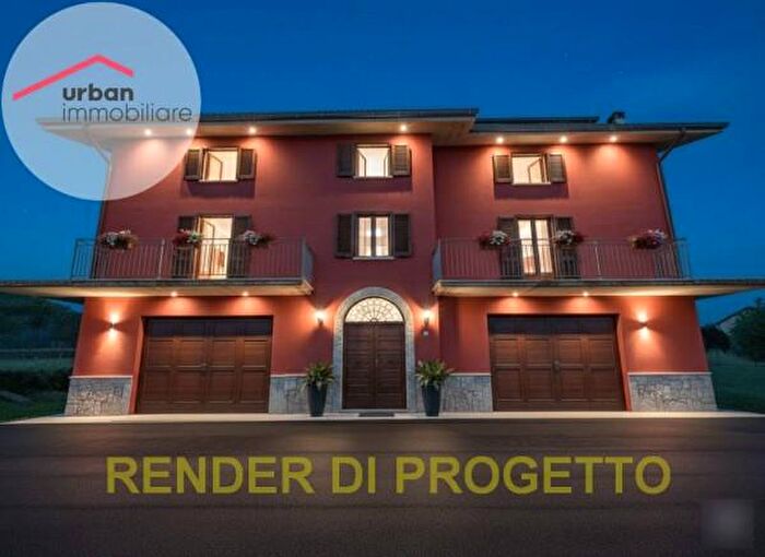 Casa con 6 locali in vendita in Via Fontamara, Ocre