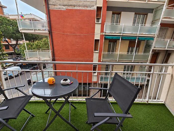 Appartamento trilocale in vendita in Corso Viglienzoni, Savona