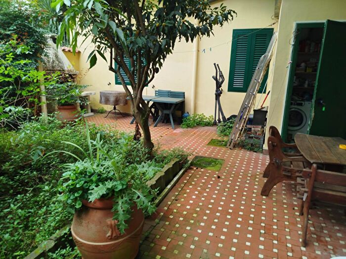 Appartamento con 5 locali in vendita in Pisa