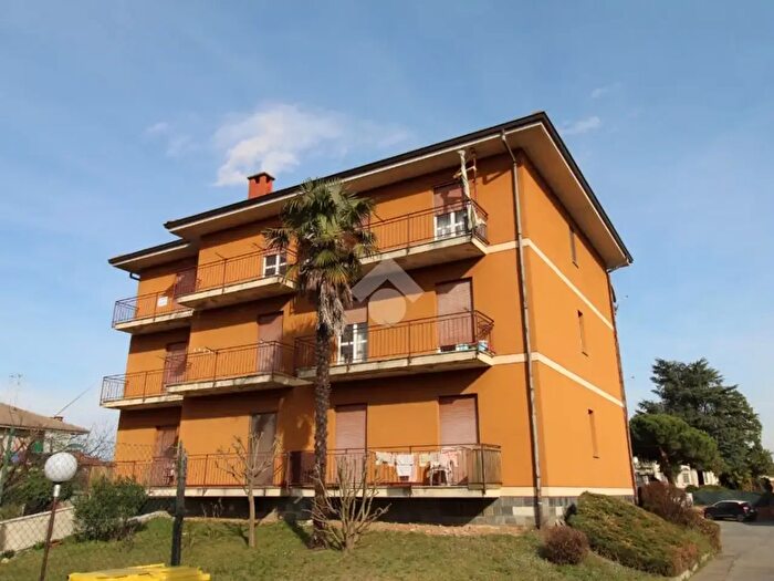 Appartamento quadrilocale in vendita in Via Massaua, Cavaglia