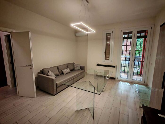 Appartamento trilocale in affitto in Via Bellaria, Mazzini Fossolo, Bologna