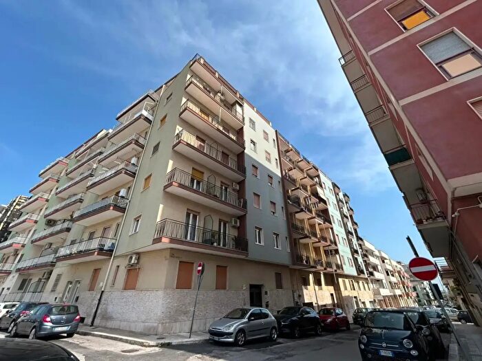 Appartamento quadrilocale in vendita in Via Fracanzano, Monopoli