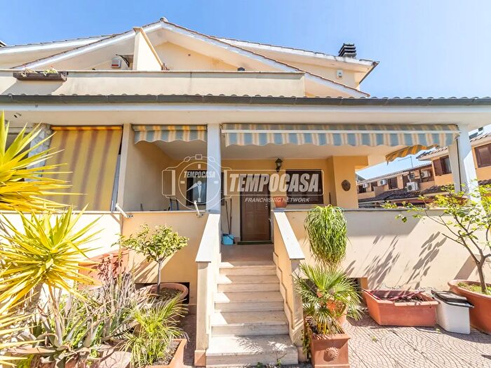 Casa con 5 locali in vendita in Via Atene a, Ladispoli