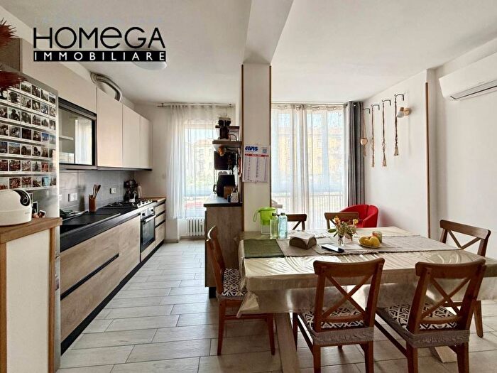 Appartamento quadrilocale in affitto in Via degli Ortolani, Savena, Bologna