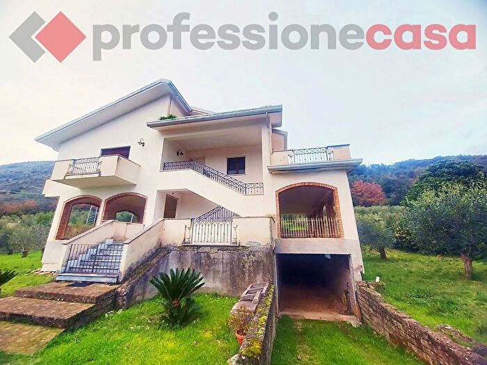 Casa con 5 locali in vendita in Strada Statale Cavallara, Castrocielo