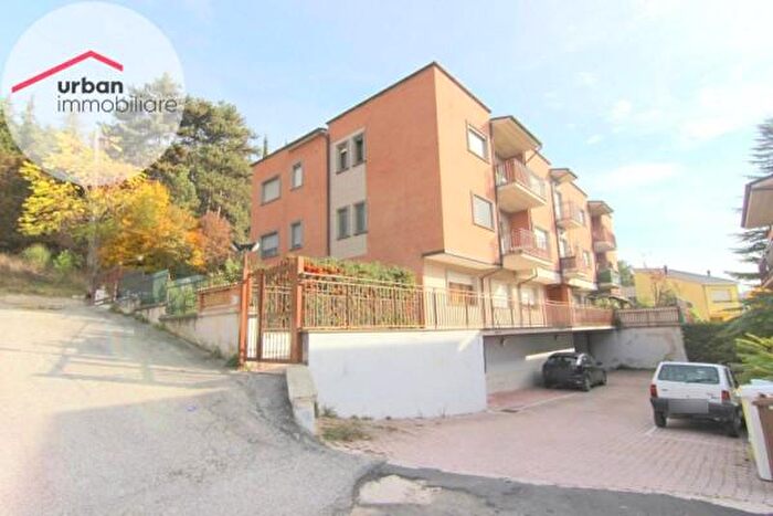 Appartamento quadrilocale in vendita in Via Francesco Jovine, L'Aquila