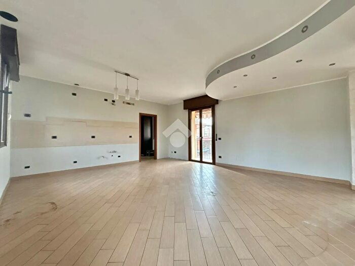 Appartamento trilocale in vendita in Via Giovanni Pascoli, Rivolta DAdda