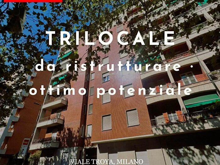Appartamento trilocale in vendita in Milano