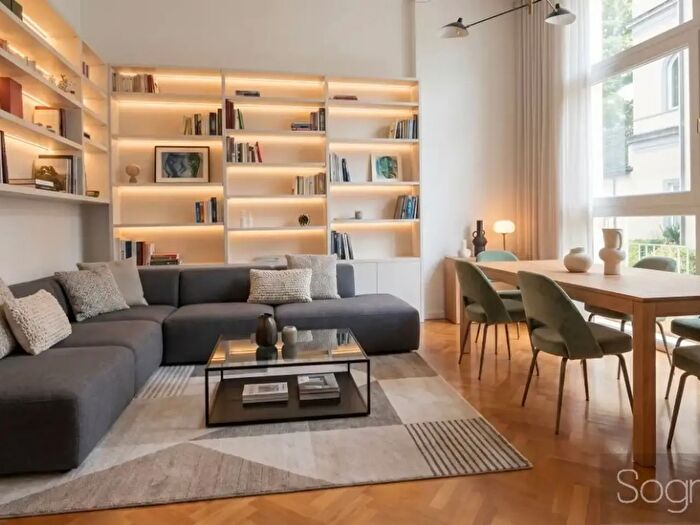 Casa con 5 locali in vendita in Viale Ugo Ojetti, Firenze