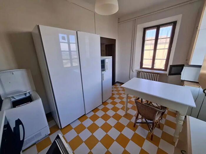 Appartamento quadrilocale in affitto in Govone