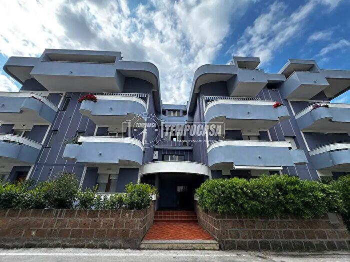 Appartamento trilocale in vendita in Via Sinello, Francavilla Al Mare