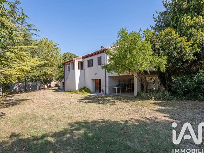 Casa con 6 locali in vendita in Via Acquaviva, Osimo
