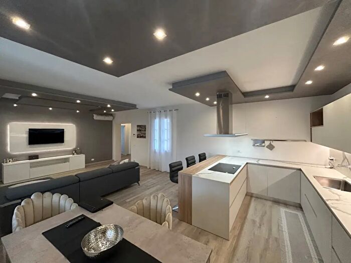 Appartamento quadrilocale in vendita in Via Bosco, Mestrino