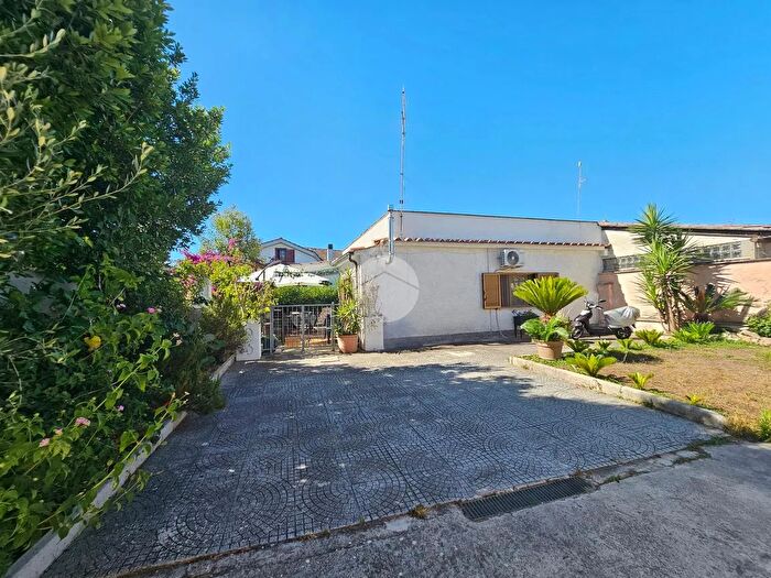 Casa trilocale in vendita in Via Gabriele dAnnunzio, Anzio