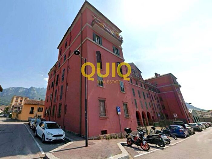 Appartamento bilocale in affitto in Via Pescatori, Pescarenico, Lecco