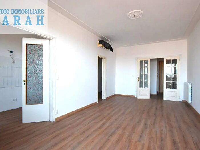 Appartamento trilocale in vendita in Via Pacinotti, Viareggio