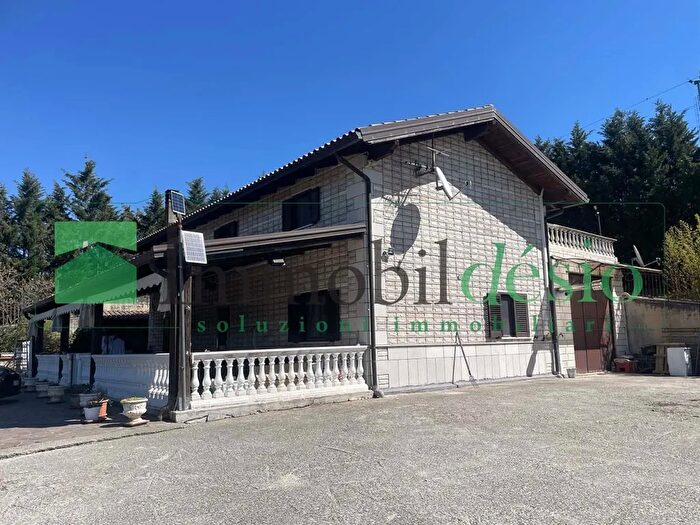 Casa con 10 locali in vendita in Via Bosco Pallareta Potenza, Potenza