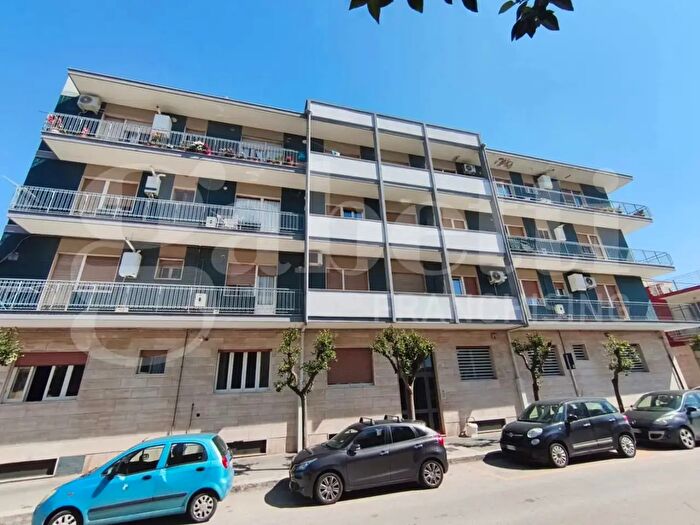 Appartamento trilocale in vendita in Via De Gasperi, Triggiano
