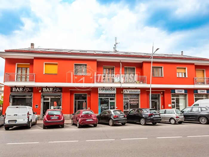 Appartamento quadrilocale in vendita in Via Pastrengo, Moncalieri