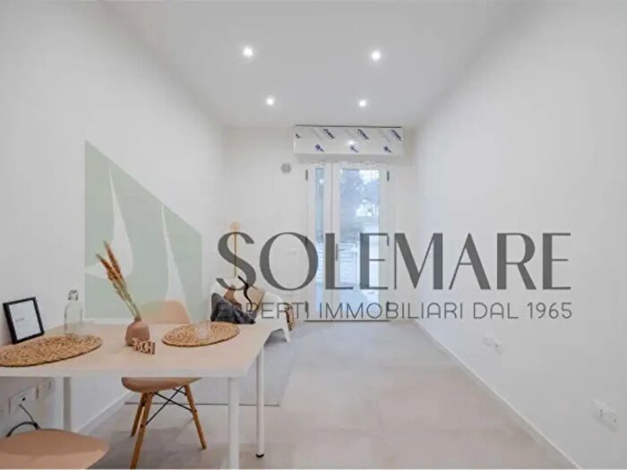 Appartamento trilocale in vendita in Via Arcangeli, Cesenatico