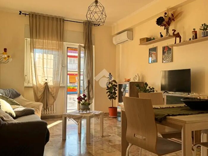 Appartamento bilocale in affitto in Viale Telese, Roma