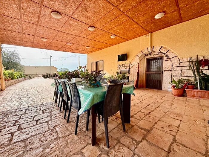 Casa con 5 locali in vendita in S Bartolomeo, Monopoli