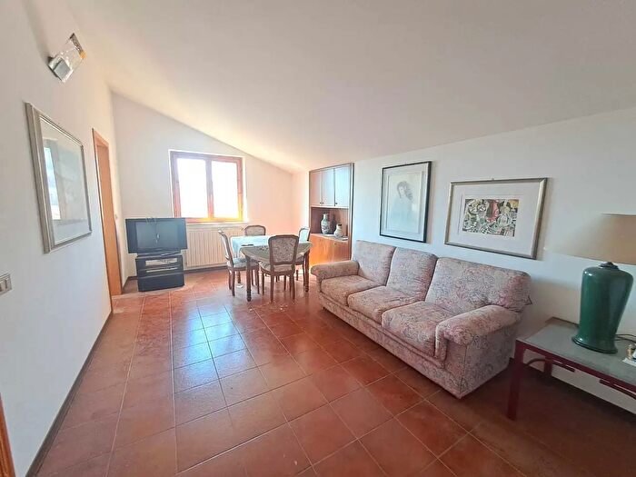 Appartamento con 5 locali in vendita in Via Rimembranze, Amelia