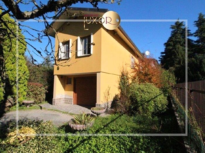 Casa trilocale in vendita in Via Provinciale, Garbagnate Monastero