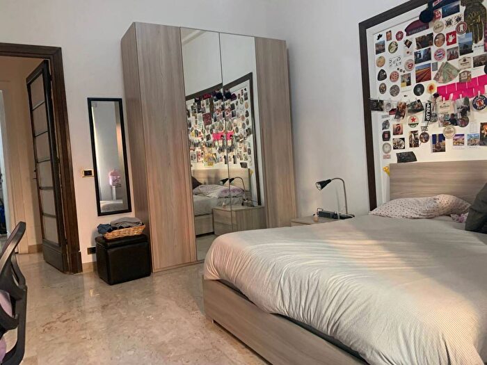 Appartamento con 5 locali in affitto in Via Giovanni Severano, Bologna, Roma