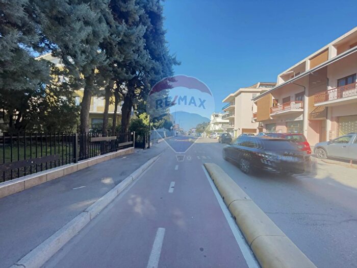 Appartamento con 5 locali in vendita in Lanciano