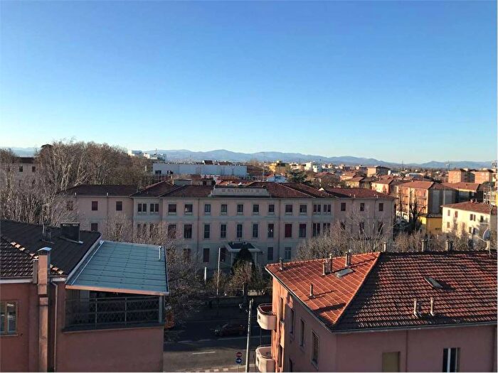 Appartamento bilocale in affitto in Via Ughi, Pablo Prati Bocchi, Parma