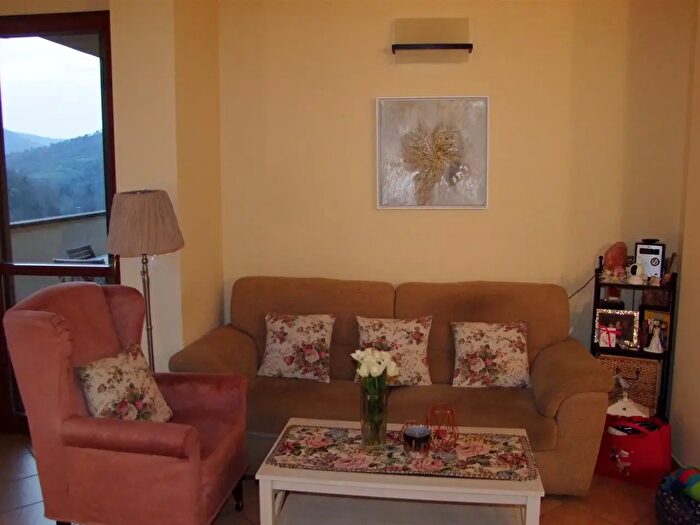 Appartamento quadrilocale in vendita in Londa