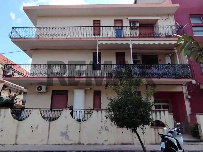 Appartamento quadrilocale in vendita in Via Alcide De Gasperi, San Filippo Del Mela