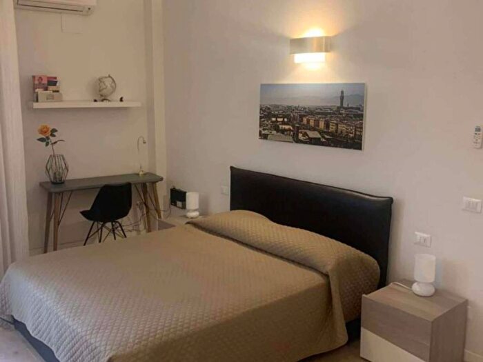 Appartamento bilocale in affitto in Via Giuseppe Verdi, Santa Croce, Firenze