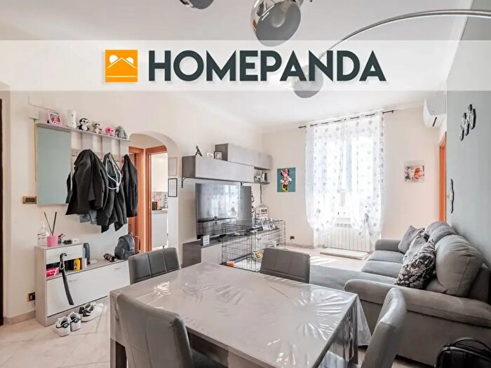 Appartamento trilocale in vendita in Via Antica Romana di Pegli, Genova