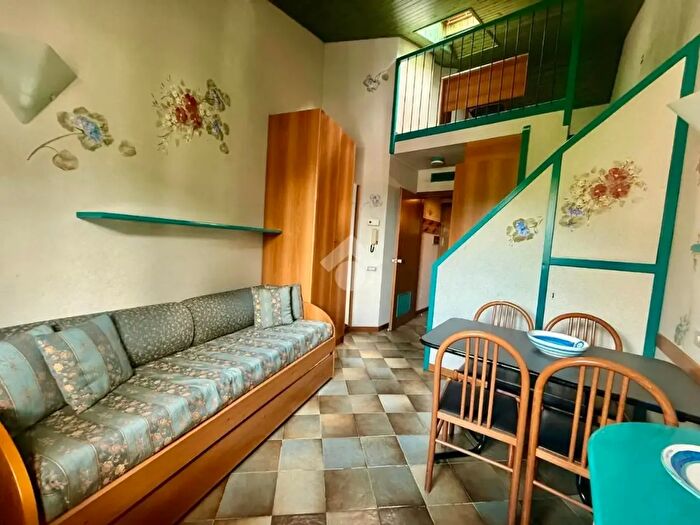 Appartamento bilocale in vendita in Via Roma, Ponte Di Legno