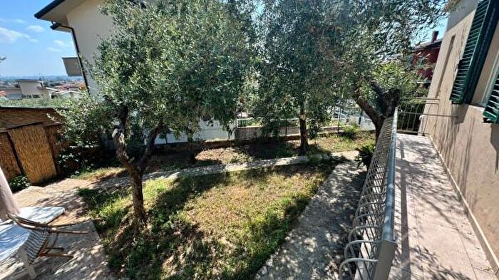 Appartamento con 5 locali in vendita in Via Eugenio Curiel, Monsummano Terme