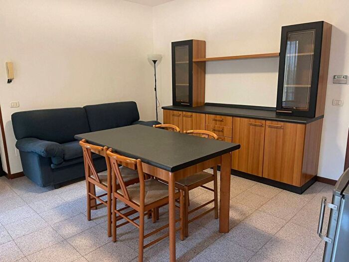 Appartamento bilocale in affitto in Via Sergio Failoni, Ponte Crencano, Verona