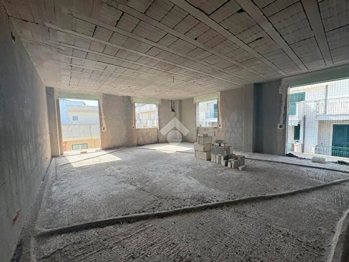 Appartamento con 5 locali in vendita in Via N dAprile, Polignano A Mare