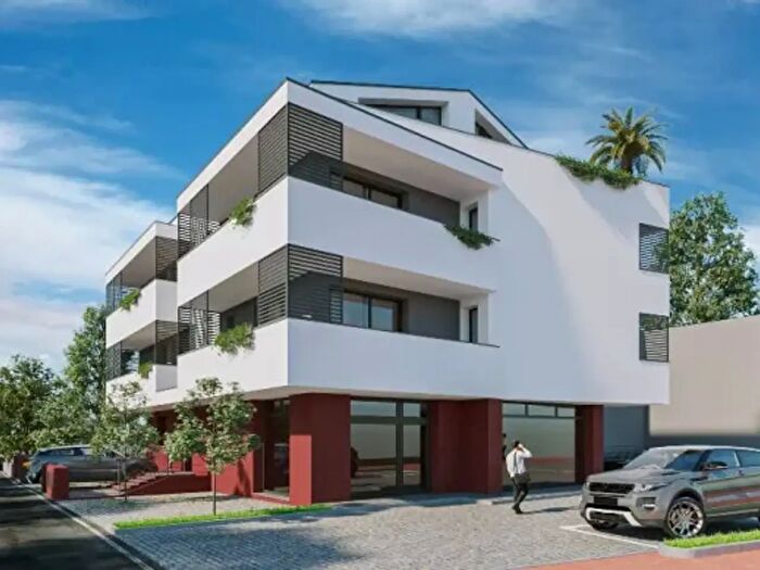 Appartamento trilocale in vendita in Viale Lanciano, Riccione