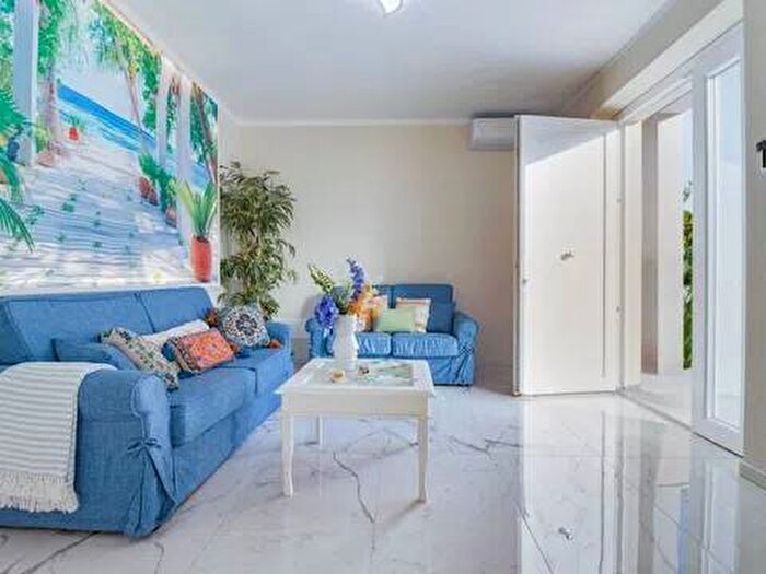Appartamento con 6 locali in affitto in Via San Marco No Number, Capezzano Pianore, Camaiore