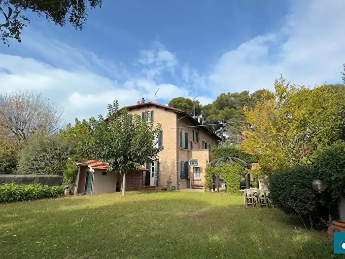 Casa con 9 locali in vendita in Via Dante, Rosignano Marittimo