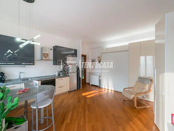 Appartamento monolocale in vendita in Via Palmanova, Milano