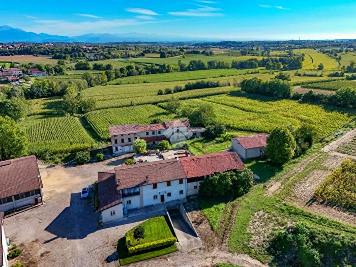 Casa con 5 locali in vendita in Loc Prendaino di Sotto, Pozzolengo